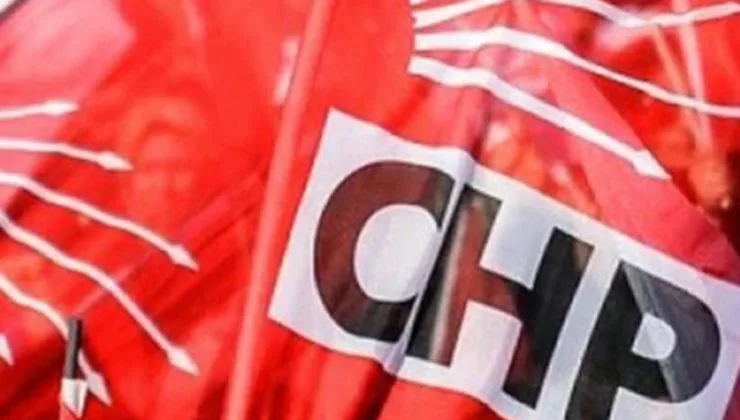 CHP’liler imza toplamaya Başladı: Özgür Özel’e Tepkiler Çığ Gibi Büyüyor!