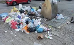 Karşıyaka’da Başkan Yıldız Ünsal’a Çöp Tepkisi!