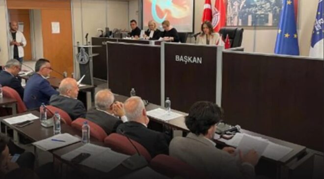 KARŞIYAKA’DA DERİN ÇATIŞMA;KUMPAS İDDİALARI, SESSİZ KALANLAR VE GECİKEN ADALET!
