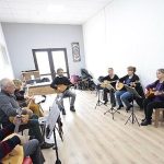 Bağlama Kursu Büyüsü: Konak Belediyesi ile Anadolunun Sesi Toros Tesisleri’nde Büyümeye Devam Ediyor