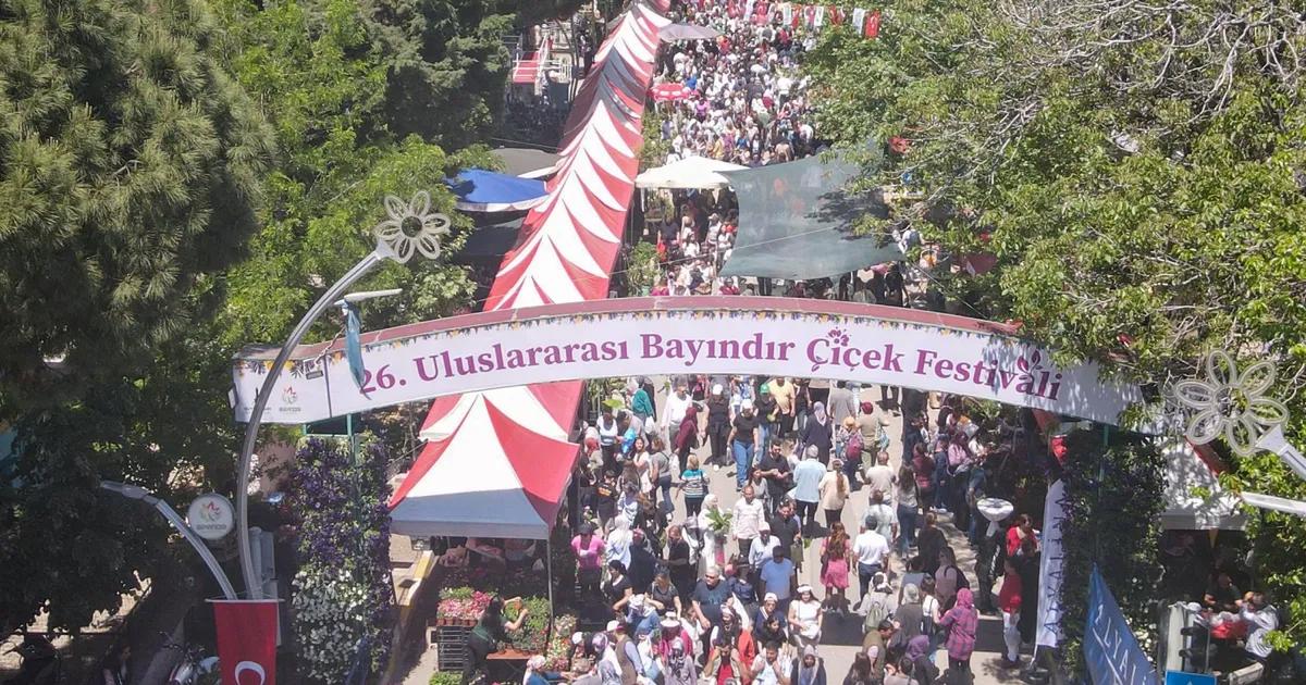 Baharın Kalbinde Bayındır: Çiçeklerle Dolu Üretim ve Gelenek Şöleni