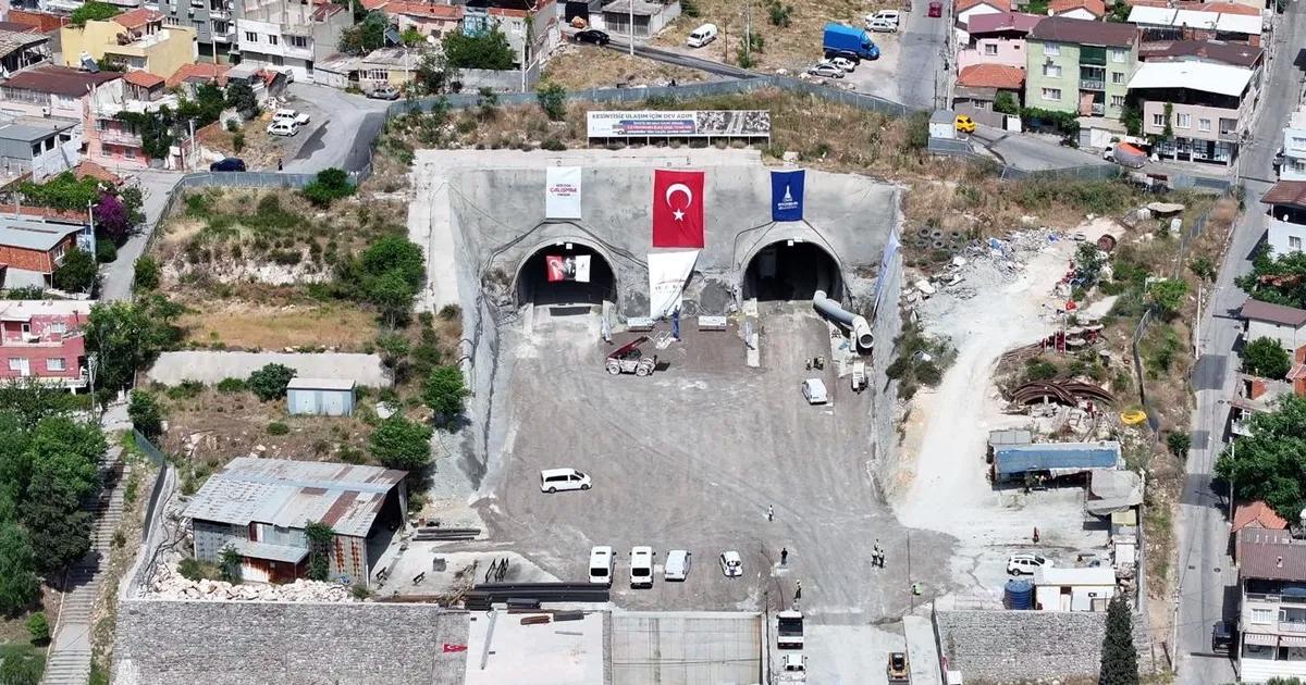 Buca Onat Tüneli İçin Yeni Zaman Çizgisi: Hak Sahiplerinin Güvende Taşkınış ve Taşınma Desteğiyle Yükselen İlerleme