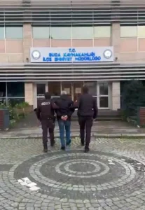 İzmir Sokaklarında Nefes Kesen Takip: 34 Yıllık Firar Son Buldu!