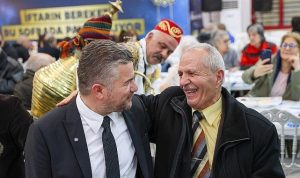 Buca’da Ramazan Işığında Dayanışma Ruhu: Büyük Bir Aile Gibi Bir Araya Geldik