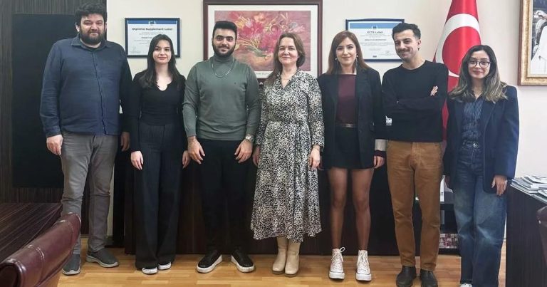 DEÜ Takımı Portland’da Zirveye Koşuyor: 2026 Undergraduate Seismic Design Competition Finalinde Türkiye’yi ve İnsani Mühendisliği Gururla Temsil Edecek