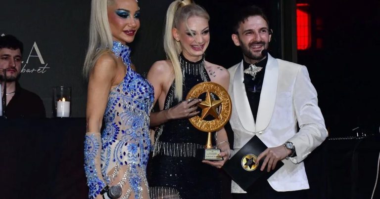 Geceye Nevide Çiçek damgası! Number One TV sunucusu ödülle taçlandı