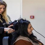 Güçlenme Durağıyla Kadınlar Yüzünü Güçlendiriyor: Mobil Kuaförlük Hizmetiyle Dayanışma ve Umut Her Mahallede Büyüyor