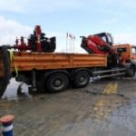 İzmir Büyükşehir Belediyesi sahada: 412 iş makinesi ve 1365 personel görevde