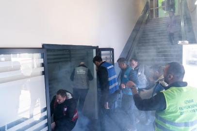 İzmir’de Gerçek Zamanlı Afet Tatbikatı: Deprem ve Yangından Tahliye Operasyonu