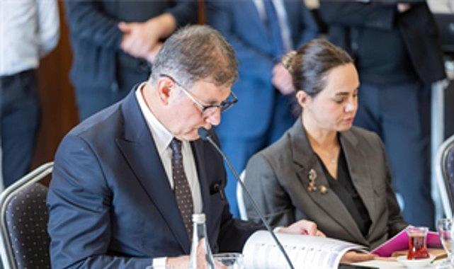 İzmir’de Kadın Dayanışması: Kültürel Dönüşüm ve Somut Adımlar İçin Büyük Buluşma