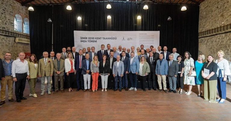 İzmir’in Misyon Kent Laboratuvarı: M-LAB ile Şehir Dönüşümünde Çok Paydaşlı Koordinasyon ve İnovasyon