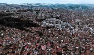 İzmit’te Kentsel Dönüşümde Yeni Bir Döneme Girildi: Veliahmet ve Hacıhızır İçin Tarih Niteliğinde Karar