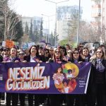 Nilüfer’de Kadın Dayanışmasıyla Eşitlik Sesleri Yükseliyor: 2-8 Mart Etkinlikleri ve Yürüyüşle Sona Eren Bir Haftalık Program