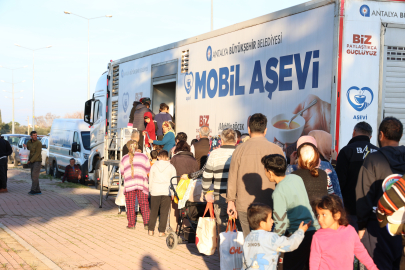 Ramazan Coşkusu: Mobil Aşevi Baraj ve Çevre Mahallelerde İftar Zamanını Şenlendirdi