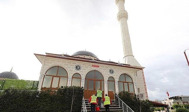 Ramazan Coşkusuyla Camiler Temizleniyor: Özel Ekiplerle Huzurlu ve Işıl Işıl Mekanlar