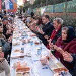 Ramazanda Karşıyaka’da Büyük İftar: 3 Binden Fazla Misafir İçin Lezzetli Sofralar ve Neşe Dolu Anlar