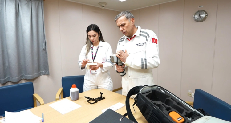 Türk Bayrağının Gücü Denizlerde Yükseliyor: Paris MoU Beyaz Listesi ve Risk Odaklı Denetimle 2025’te Büyük Başarı