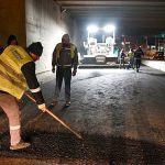 Açık Havalı Şehrin Yollarında: Bornova’da Gece Mesaisiyle Yollar Yenileniyor ve Güvenlik Artıyor