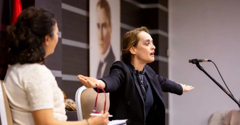 Afife Jale’nin Işığında Dünya Tiyatrolar Günü: Cesaret ve Sanatın Özgürleşen Sesi