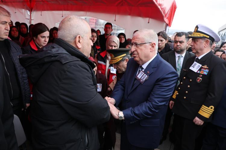 ASELSAN Teknisyenleri İçin Ankara’da Askıda Kalan Başsağlığı ve Ailelere Vefa