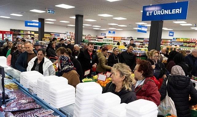 Balçova’nın Dayanışma Ağı: Market’in Balçova Şubesiyle Uygun Fiyatlı ve Sağlıklı Gıdaya Erişim Artıyor