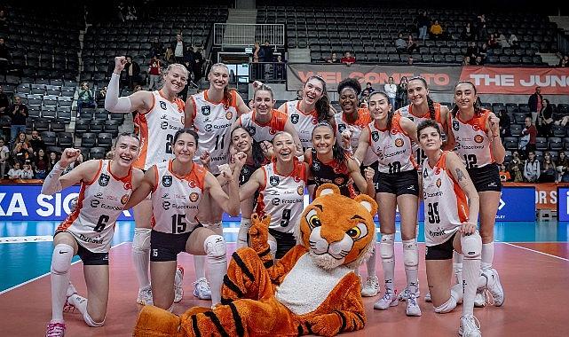 Başarıya Giden Yol: Eczacıbaşı Dynavit Yuvarlanışta Yarı Finale Yükseliş