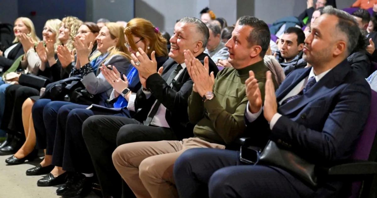 Bayraklar, İftar Sofraları ve Bir Milletin Sesleri: Bosna Hersek Bağımsızlık Günü İzmir’de Ruhları Birleştirdi