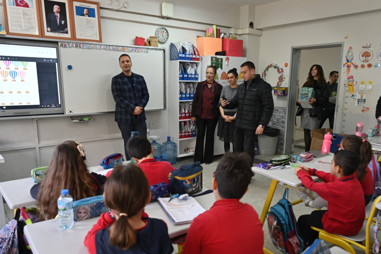 Belediye Başkanıyla Sınıfta Parklar ve Hizmetler: Miniklerden Büyük Kent Bilinci