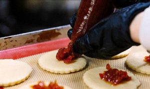 Bereket Dalından Gelen Dayanışma: Balçova’nın Zeytin ve Turunçla Yükselen Dayanışma Modeli