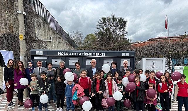Bergama’da Sıfır Atık Devrimi: Mobil Merkezlerle Şehrin Her Köşesinde Geri Dönüşüm Hareketi Başladı