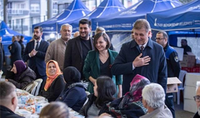 Birlik ve Umut Dolu Gecede Şehrin Nabzı: Karabağlar’da Kadir Gecesi İftarında Yaşanan Dayanışma ve Hizmet Vurgusu