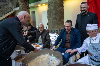 Bornova’da Geleneksel İftar: Kültür, Dayanışma ve Lezzetin Buluşması