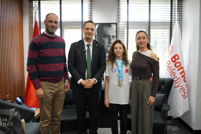 Bornova'dan New York’a Matematik Yolculuğu: Genç Sporcu ve Öğrencilerden Gurur Dolu Anlar