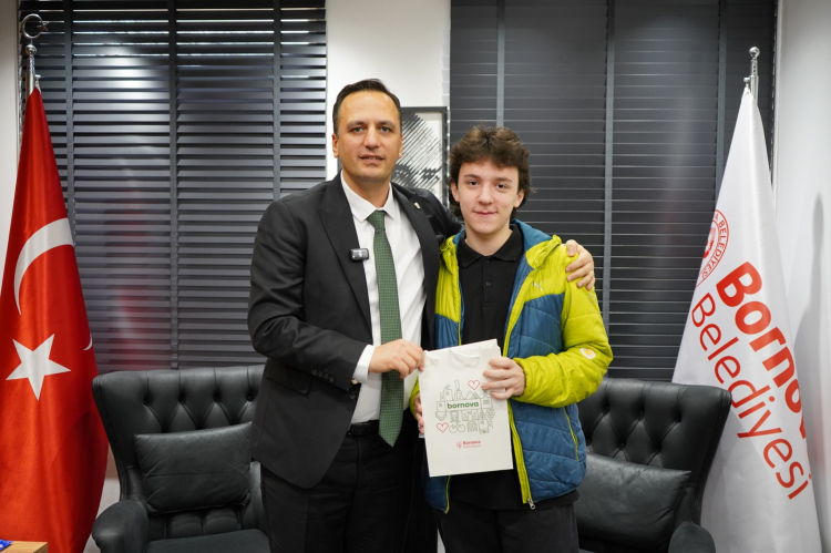 Bornova'dan New York’a Matematik Yolculuğu: Genç Sporcu ve Öğrencilerden Gurur Dolu Anlar