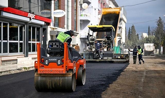 Bornova’nın Gece Işığında Yol Devrimi: Eşsiz Ekipler, Konforlu Ulaşımla Şehrin Nüfusunu Yeniliyor