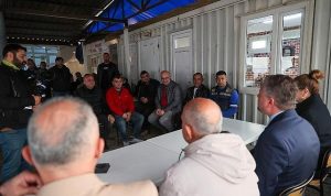 Buca’da Bayram Coşkusu: Başkan Duman, Şantiyelerden Hizmet Binasına Uzanan Zirveyle Personeli Ödüllendirdi ve Kredi Sorununu Çözdü