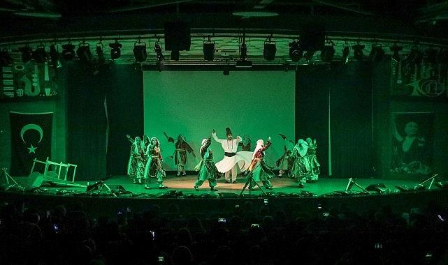 Çanakkale Ruhu Karşıyaka’da Yeni Bir Başlangıç: Sahnedeki Aziz Destan ve Toplulukların Umudu