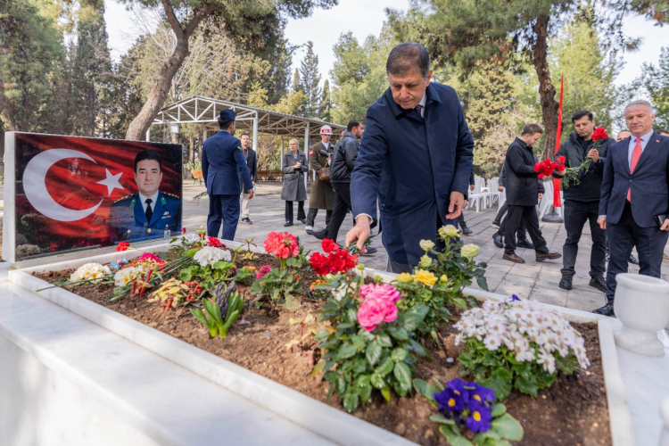 Çanakkale’nin 111. Yılında Şehitlikte Anlamlı Tören: Birlik ve Fedakârlık Vurgusu