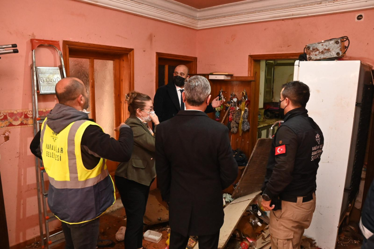 Çevre Sağlığı İçin Zorlu Adım: Karabağlar’da Yol Kenarında Değil İçeride, İçerideki Tehlike Birden Bire Ortaya Çıktı