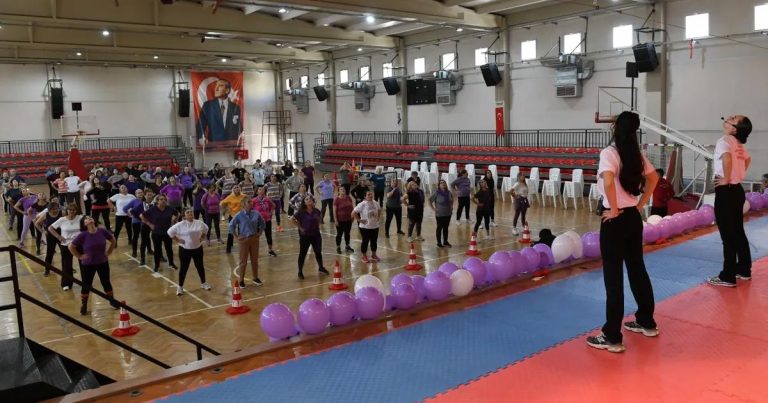 Çiğli’de Kadınlar İçin Dolu Dolu Bir Gün: Sergi, Egzersiz ve Yürüyüşle Güç Birliği