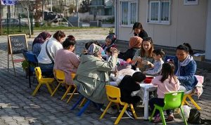 Çim Adam Atölyesi: Yeşeren Yaratıcılığın Küçük Büyük Kahramanları