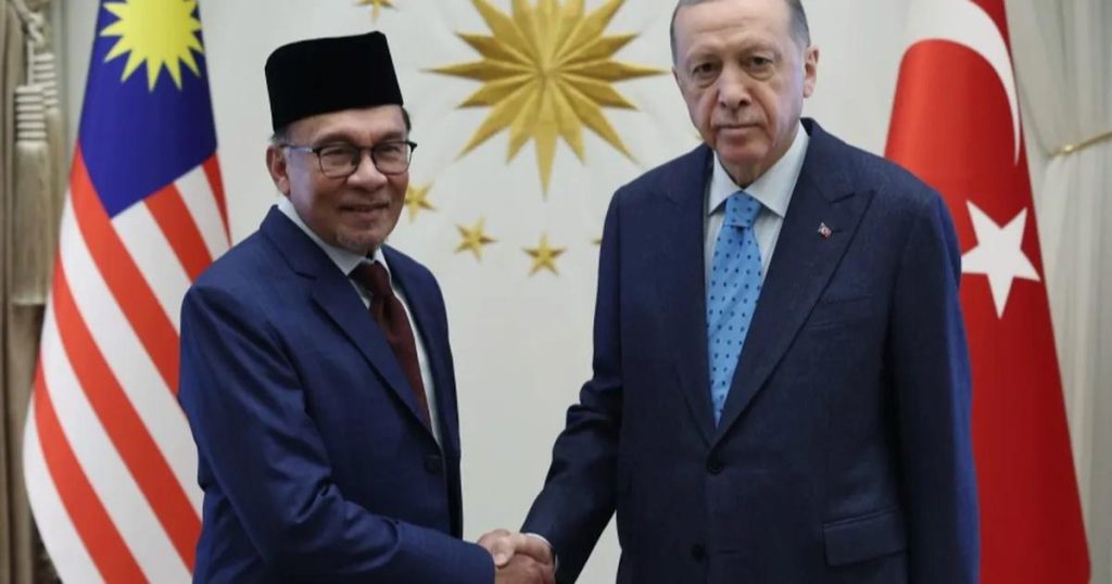 Cumhurbaşkanı Erdoğan, Enver İbrahim’le görüştü