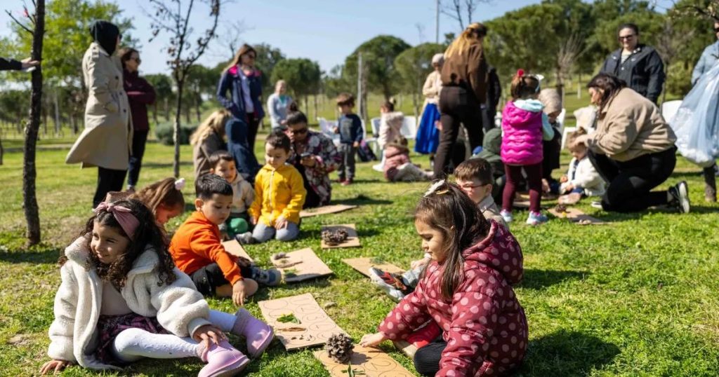 Doğa Tutkusuyla Büyüyen Minikler: Bornova’da Doğa Atölyesiyle Keşif Dolu Anlar