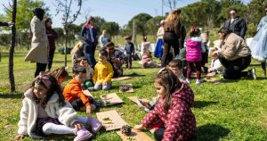 Doğa Tutkusuyla Büyüyen Minikler: Bornova’da Doğa Atölyesiyle Keşif Dolu Anlar