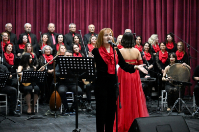 Dünya Sivil Toplum Günü'nde Türkülerle Dayanışmanın Ruhu Bornova’da İnşa Edildi