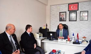 Emek Zekai Gümüşdiş Mahallesi’nde Samimi Buluşma: Başkan Aydın’a Vatandaşların Talepleri Yol Haritası Oldu