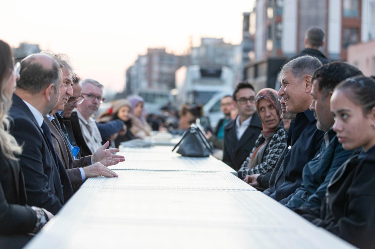 Gönüllü Dayanışmanın Işığında İftar: Tugay, Genç Bornova’nın Sosyal Sorumluluk Yolculuğunu Paylaştı