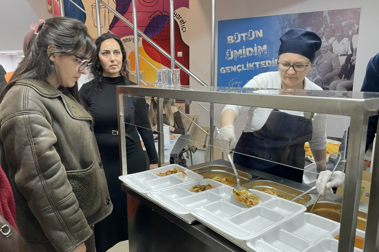 Gülşah Durbay Gençlik Merkezi'nde Ramazan Coşkusu: Üniversiteli Gençlerle Yeni Bir Buluşma Noktası