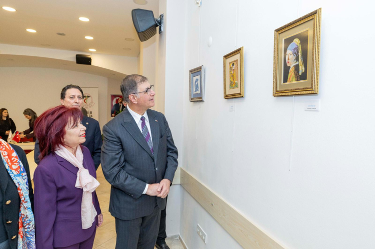 Hekimlik Şerefine Dalga Dalga Teşekkür: Tugay'dan Tıp Bayramı Ziyareti ve Dayanışma Mesajı