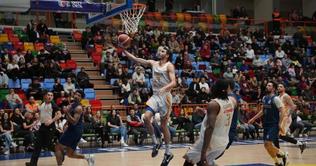 İnancın ve Mücadelenin Gücüyle Zirveye Doğru Koşuyoruz